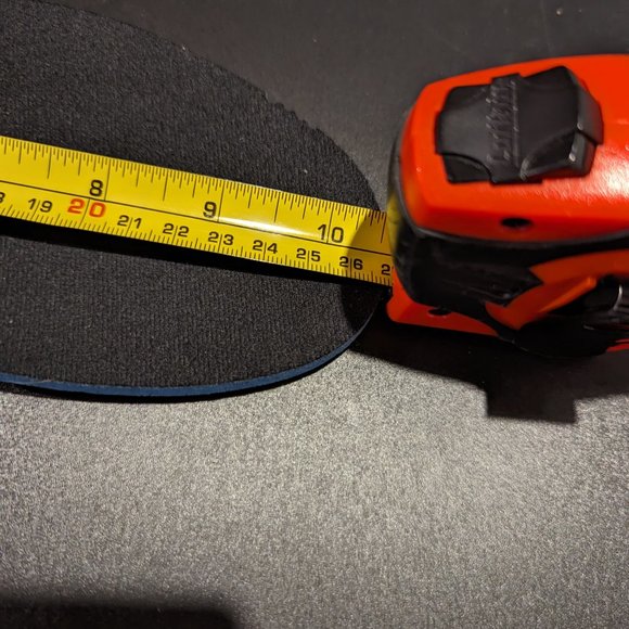 Under Armour Waterproof Running Shoes for men. Size US 8. - Picture 9 of 9